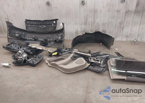 2019 Chevrolet Tahoe Premier from USA, damaged, VIN 1GNSKCKC3KR267036